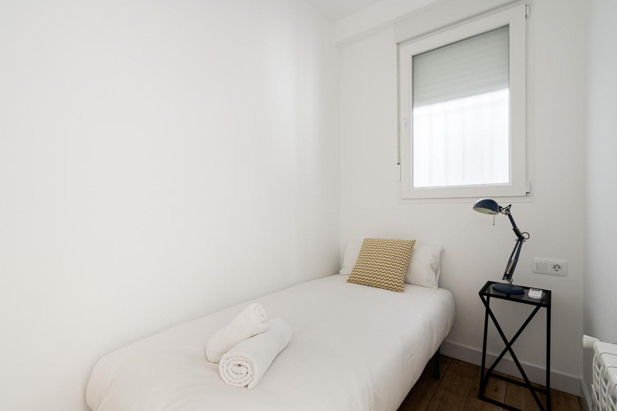 Apartamento Reformado En Metro Ibiza Alquiler Temporal Мадрид Екстер'єр фото